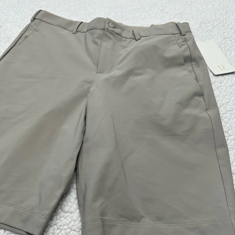 lululemon athletica Men's Hybrid Shorts - Gray NWT